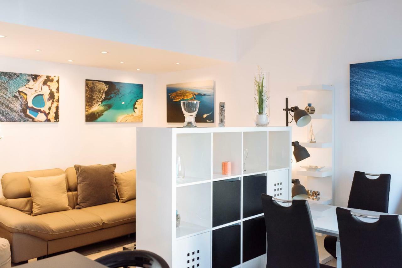 Luxury Flat 8 Near Metro Lägenhet Bukarest Exteriör bild